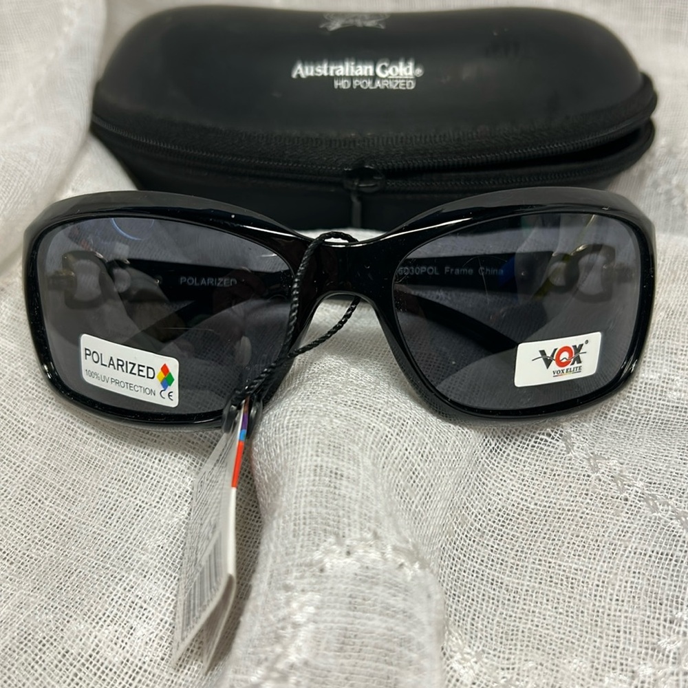 NWT Vox polarized sunglasses